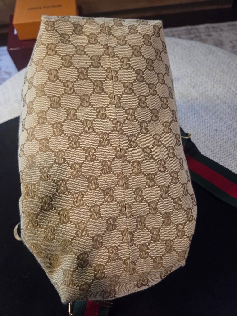 Authentic Gucci Medium Brera bag 2 way 2026 - Picture 3 of 16